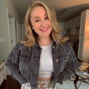 Meet your Posher, Madison